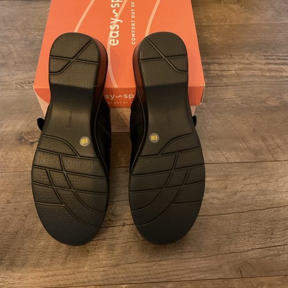 Easy Spirit Black Leather Mules with Buckle - Picture 5 of 5